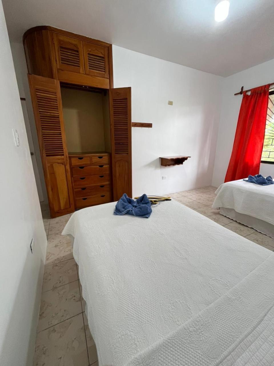 Hostal Neptuno - Poseidon 比亚米尔港 外观 照片